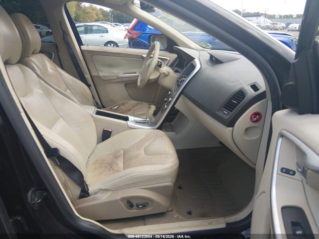 Aukcja sprzedaży 2010 Volvo Xc60 T6/t6 R-design, vin: YV4992DZ9A2022048, numer aukcji: 46123954