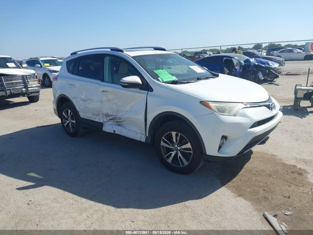 46123981 :رقم المزاد ، JTMWFREV0GJ081944 vin ، 2016 Toyota Rav4 Xle مزاد بيع