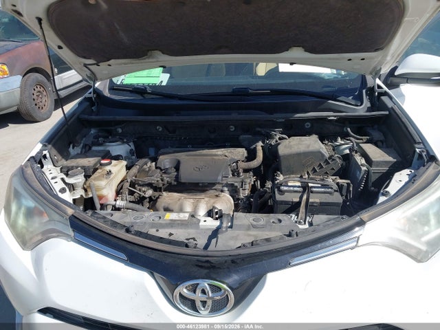 46123981 :رقم المزاد ، JTMWFREV0GJ081944 vin ، 2016 Toyota Rav4 Xle مزاد بيع