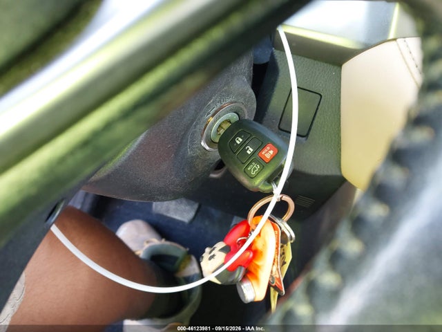 46123981 :رقم المزاد ، JTMWFREV0GJ081944 vin ، 2016 Toyota Rav4 Xle مزاد بيع