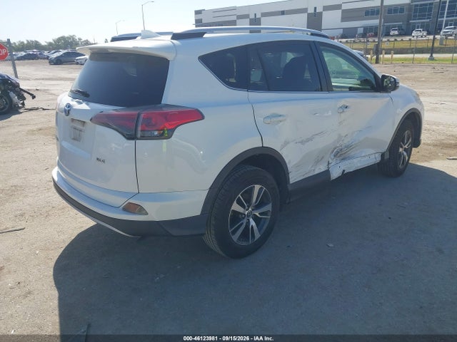 46123981 :رقم المزاد ، JTMWFREV0GJ081944 vin ، 2016 Toyota Rav4 Xle مزاد بيع
