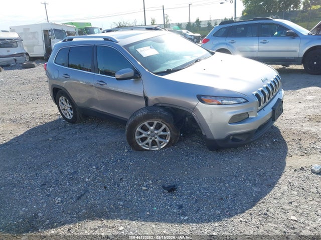 2016 Jeep Cherokee Latitude მანქანა იყიდება აუქციონზე, vin: 1C4PJMCS2GW105873, აუქციონის ნომერი: 46123983