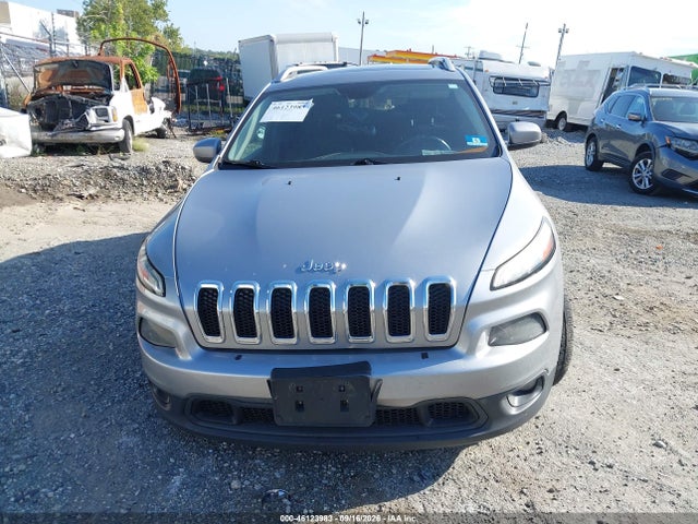 2016 Jeep Cherokee Latitude მანქანა იყიდება აუქციონზე, vin: 1C4PJMCS2GW105873, აუქციონის ნომერი: 46123983