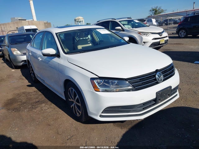 46123985 :رقم المزاد ، 3VWDB7AJ0HM254843 vin ، 2017 Volkswagen Jetta 1.4t Se مزاد بيع