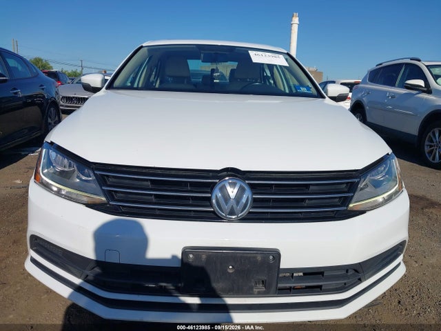 46123985 :رقم المزاد ، 3VWDB7AJ0HM254843 vin ، 2017 Volkswagen Jetta 1.4t Se مزاد بيع