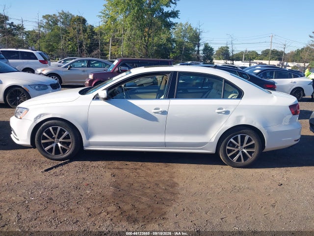 46123985 :رقم المزاد ، 3VWDB7AJ0HM254843 vin ، 2017 Volkswagen Jetta 1.4t Se مزاد بيع