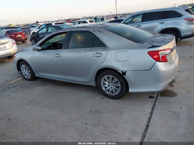 4T1BD1FK3EU134430 Toyota Camry Hybrid Le