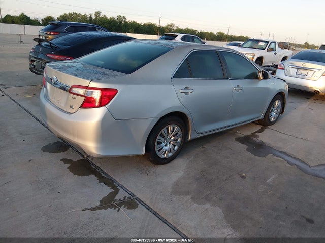 4T1BD1FK3EU134430 Toyota Camry Hybrid Le