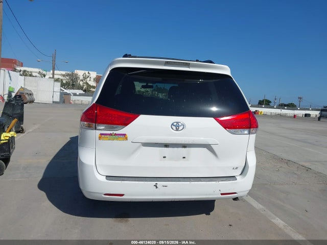 46124020 :رقم المزاد ، 5TDKK3DC2CS186540 vin ، 2012 Toyota Sienna Le V6 8 Passenger مزاد بيع