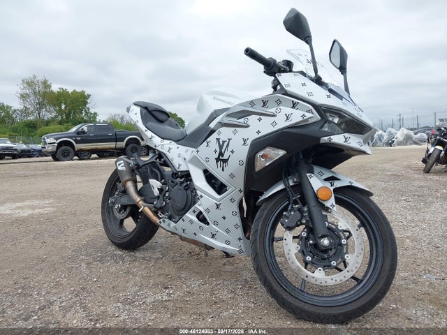 Продажа на аукционе авто 2024 Kawasaki Ex500, vin: ML5EXGG10RDA31356, номер лота: 46124053