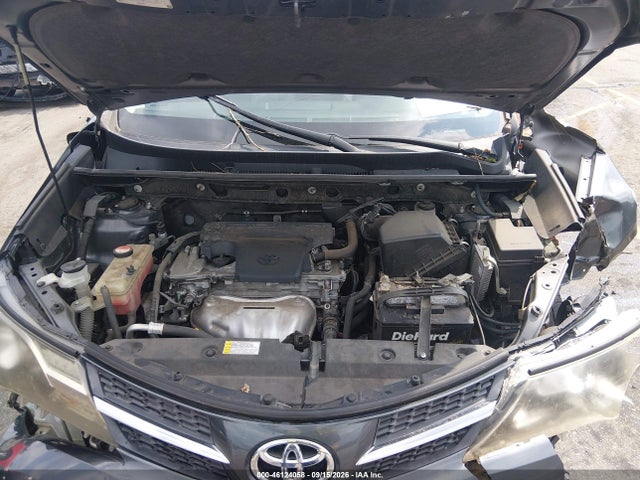 46124058 :رقم المزاد ، JTMYFREV4FD072301 vin ، 2015 Toyota Rav4 Limited مزاد بيع