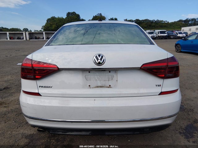 Aukcja sprzedaży 2017 Volkswagen Passat 1.8t R-line, vin: 1VWDT7A39HC020880, numer aukcji: 46124082