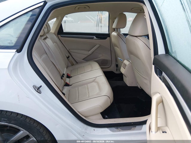 Aukcja sprzedaży 2017 Volkswagen Passat 1.8t R-line, vin: 1VWDT7A39HC020880, numer aukcji: 46124082