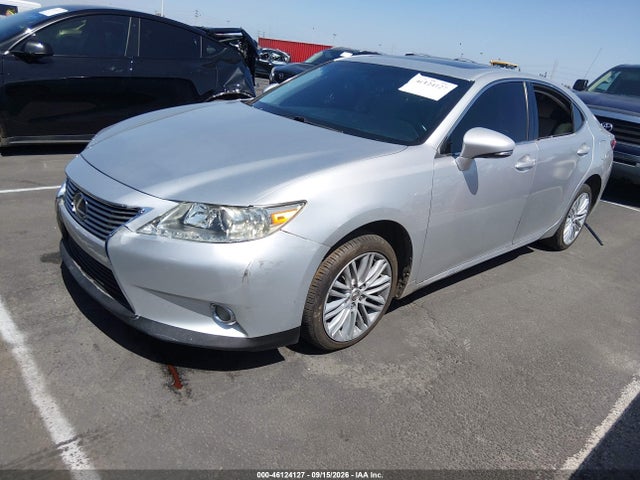 Lexus ES 350 2014 JTHBK1GG8E2144921 Image 2