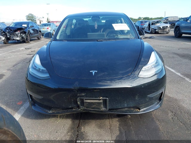 5YJ3E1EB9JF064121 Tesla Model 3 Long Range/performance
