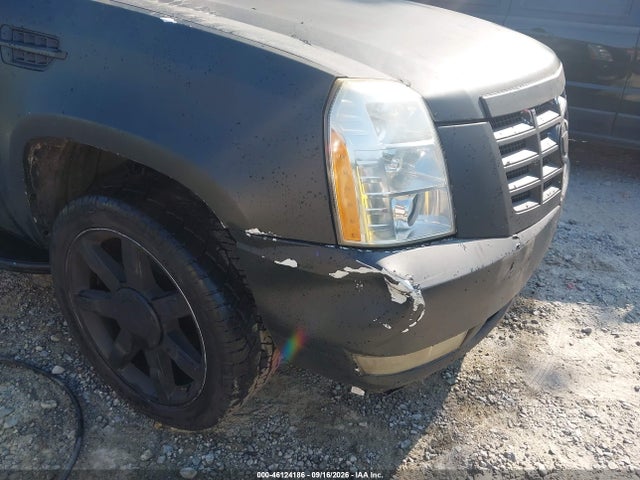 Продаж на аукціоні авто 2007 Cadillac Escalade Standard, vin: 1GYEC63897R312304, номер лоту: 46124186