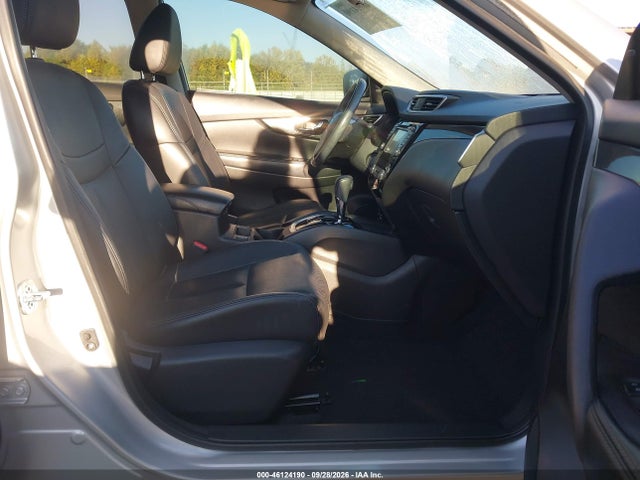 46124190 :رقم المزاد ، 5N1AT2MV6FC754701 vin ، 2015 Nissan Rogue Sl مزاد بيع