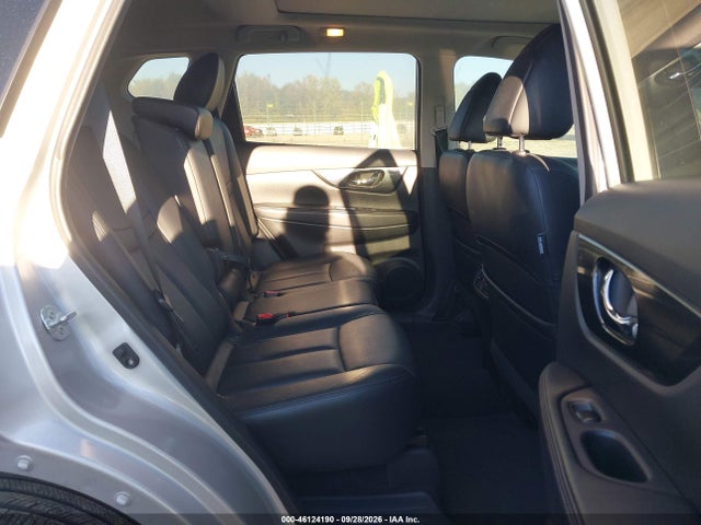 46124190 :رقم المزاد ، 5N1AT2MV6FC754701 vin ، 2015 Nissan Rogue Sl مزاد بيع
