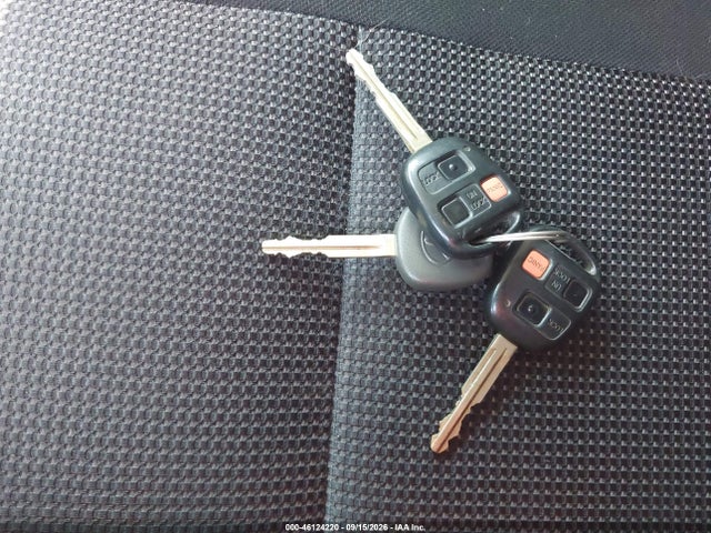 2011 Toyota Fj Cruiser მანქანა იყიდება აუქციონზე, vin: JTEBU4BF6BK102962, აუქციონის ნომერი: 46124220
