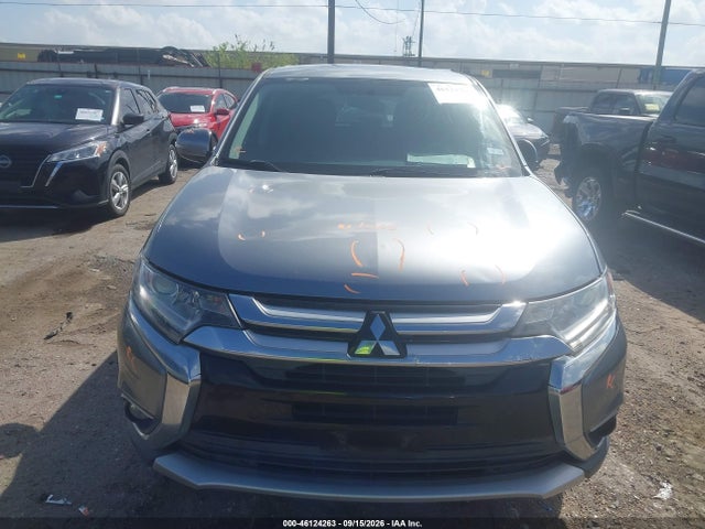 2016 Mitsubishi Outlander Se/sel მანქანა იყიდება აუქციონზე, vin: JA4AD3A38GZ015459, აუქციონის ნომერი: 46124263