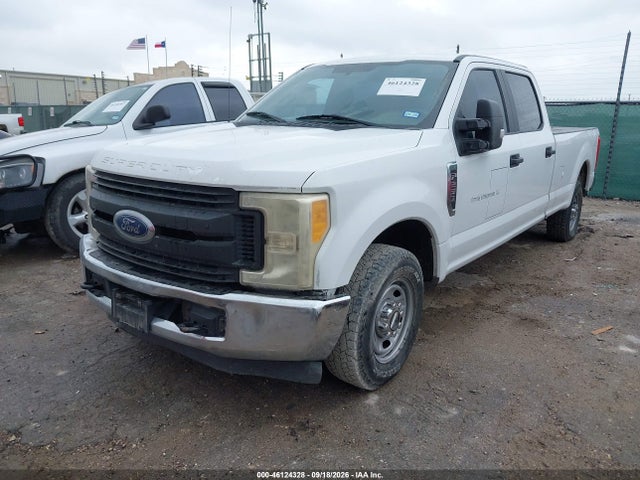 46124328 :رقم المزاد ، 1FT7W2A62JEB19247 vin ، 2018 Ford F-250 Xl مزاد بيع