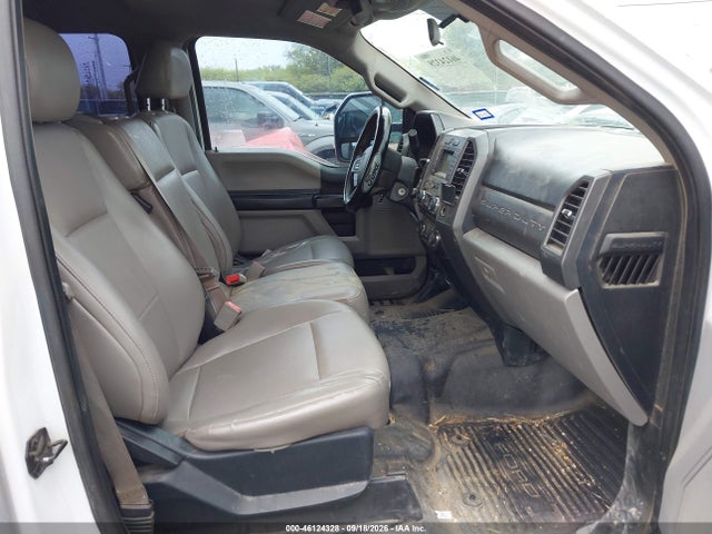 46124328 :رقم المزاد ، 1FT7W2A62JEB19247 vin ، 2018 Ford F-250 Xl مزاد بيع