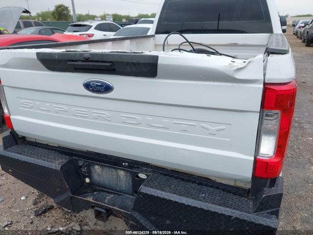 46124328 :رقم المزاد ، 1FT7W2A62JEB19247 vin ، 2018 Ford F-250 Xl مزاد بيع