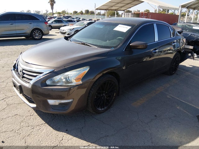 Nissan Altima 2.5 S 2015 1N4AL3AP6FC465002 Image 2