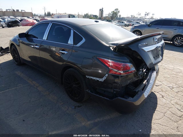 Nissan Altima 2.5 S 2015 1N4AL3AP6FC465002 Image 3