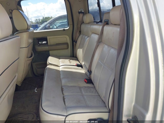 46124357 :رقم المزاد ، 5LTPW18506FJ14263 vin ، 2006 Lincoln Mark Lt مزاد بيع