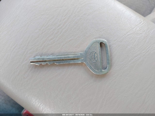 2003 Toyota Corolla Le მანქანა იყიდება აუქციონზე, vin: 1NXBR32E53Z133015, აუქციონის ნომერი: 46124377