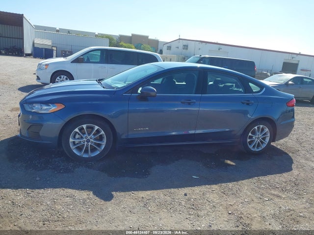 2019 Ford Fusion Hybrid Se მანქანა იყიდება აუქციონზე, vin: 3FA6P0LU4KR274203, აუქციონის ნომერი: 46124407