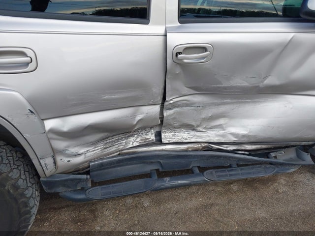 Auction sale of the 2004 Chevrolet Tahoe Z71, vin: 1GNEK13Z04R146634, lot number: 46124427