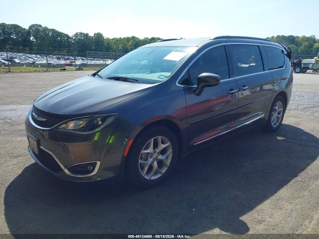 Продаж на аукціоні авто 2017 Chrysler Pacifica Touring-l, vin: 2C4RC1BG6HR638091, номер лоту: 46124468