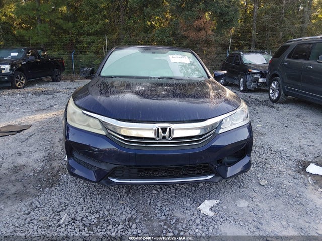 Продажа на аукционе авто 2017 Honda Accord Lx, vin: 1HGCR2F39HA106941, номер лота: 46124487