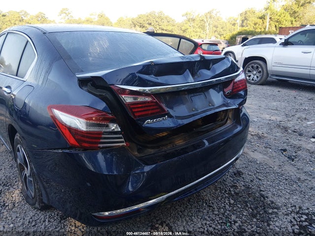 Продажа на аукционе авто 2017 Honda Accord Lx, vin: 1HGCR2F39HA106941, номер лота: 46124487