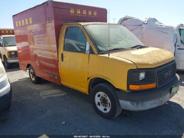 46124537 :رقم المزاد ، 1GDGG31V341907939 vin ، 2004 Gmc Savana Cutaway Standard مزاد بيع