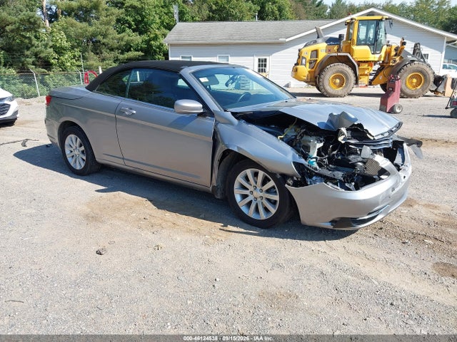 46124538 :رقم المزاد ، 1C3BCBEB7EN158310 vin ، 2014 Chrysler 200 Touring مزاد بيع