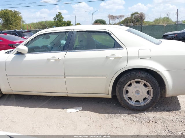 Продажа на аукционе авто 2005 Chrysler 300 Touring, vin: 2C3AA53G15H636134, номер лота: 46124634