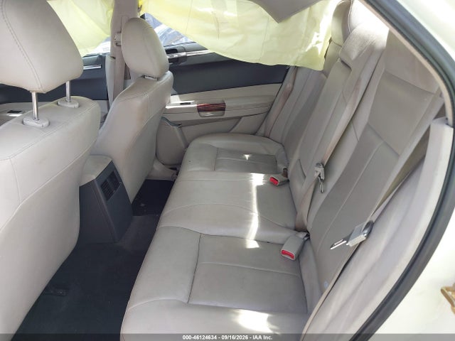 Продажа на аукционе авто 2005 Chrysler 300 Touring, vin: 2C3AA53G15H636134, номер лота: 46124634
