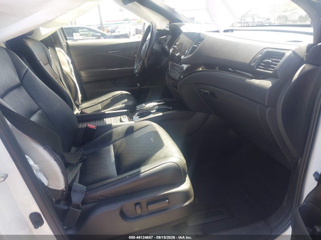 Продажа на аукционе авто 2020 Honda Passport 2wd Touring, vin: 5FNYF7H92LB001315, номер лота: 46124647