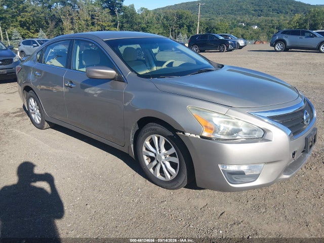 2014 Nissan Altima 2.5 S მანქანა იყიდება აუქციონზე, vin: 1N4AL3AP3EC142248, აუქციონის ნომერი: 46124656