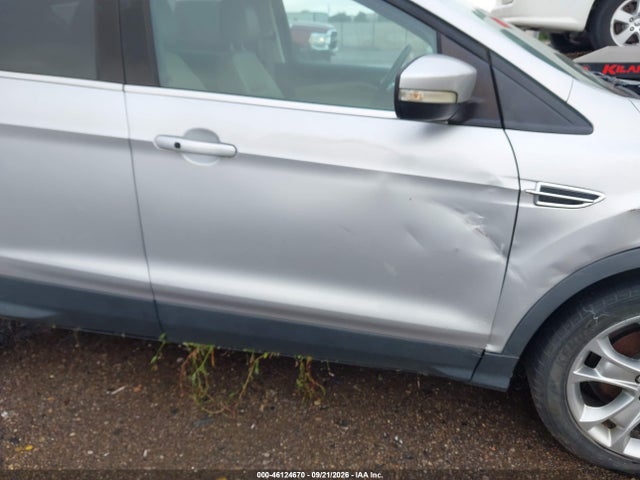 46124670 :رقم المزاد ، 1FMCU0JX6EUC19778 vin ، 2014 Ford Escape Titanium مزاد بيع