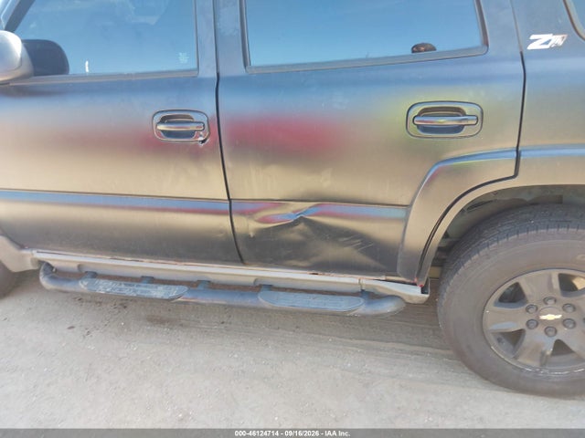 46124714 :رقم المزاد ، 1GNEK13Z94R138919 vin ، 2004 Chevrolet Tahoe Z71 مزاد بيع