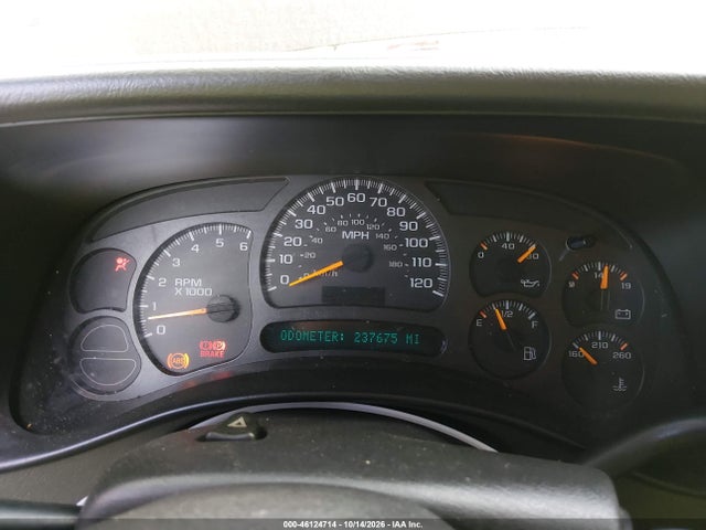 46124714 :رقم المزاد ، 1GNEK13Z94R138919 vin ، 2004 Chevrolet Tahoe Z71 مزاد بيع