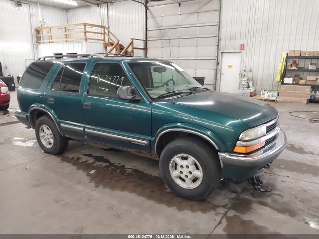 46124779 :رقم المزاد ، 1GNDT13W3W2211664 vin ، 1998 Chevrolet Blazer Ls مزاد بيع