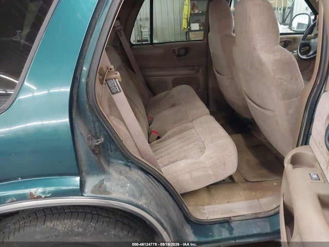 46124779 :رقم المزاد ، 1GNDT13W3W2211664 vin ، 1998 Chevrolet Blazer Ls مزاد بيع
