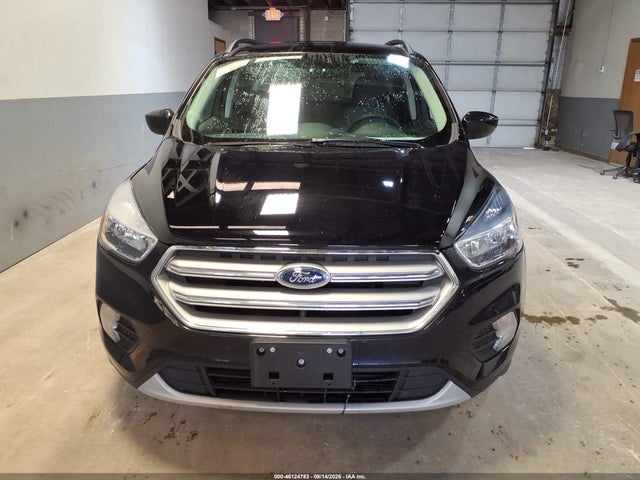 Продажа на аукционе авто 2018 Ford Escape Se, vin: 1FMCU9GD9JUD08739, номер лота: 46124783