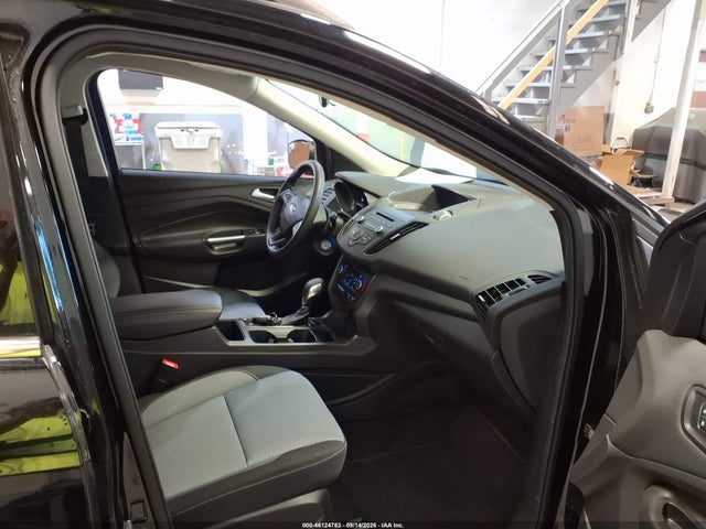 Продажа на аукционе авто 2018 Ford Escape Se, vin: 1FMCU9GD9JUD08739, номер лота: 46124783