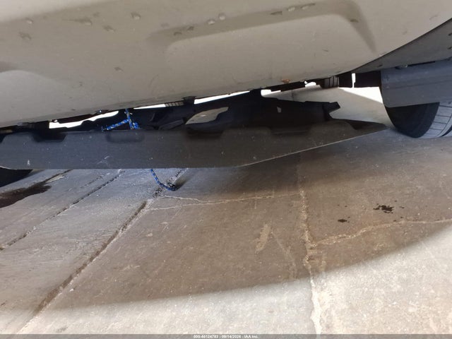 Продажа на аукционе авто 2018 Ford Escape Se, vin: 1FMCU9GD9JUD08739, номер лота: 46124783
